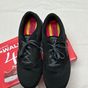 Skechers Performance Women's Go Walk 4 Exceed Walking Shoe Size US 9